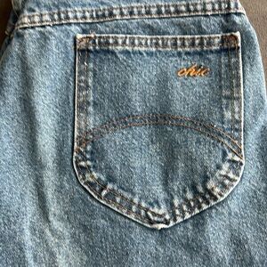 Vintage medium wash Chic mom jeans size 18
